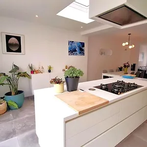 House 45 , Oostende België