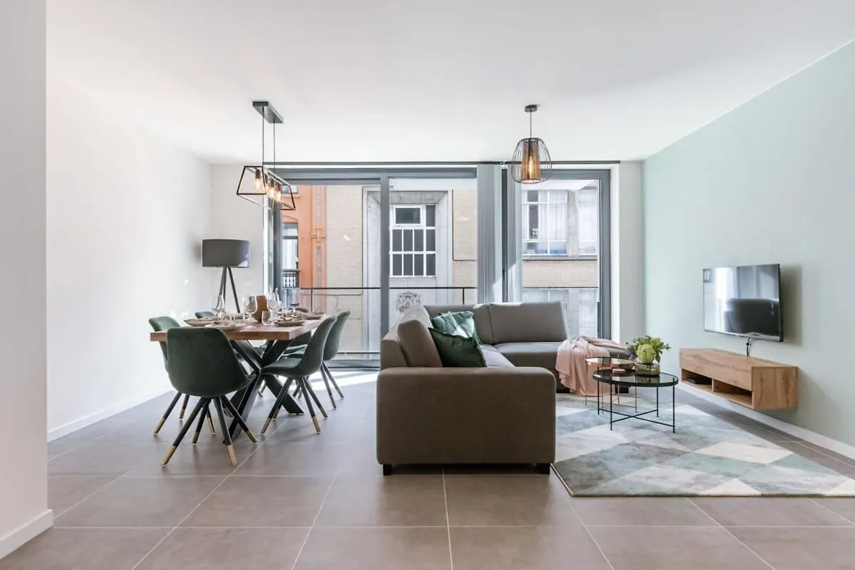 Huswell - Modern Apartment For Up To Five People Ostende